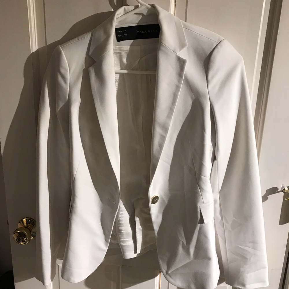 Zara White Blazer with Gold Button XS